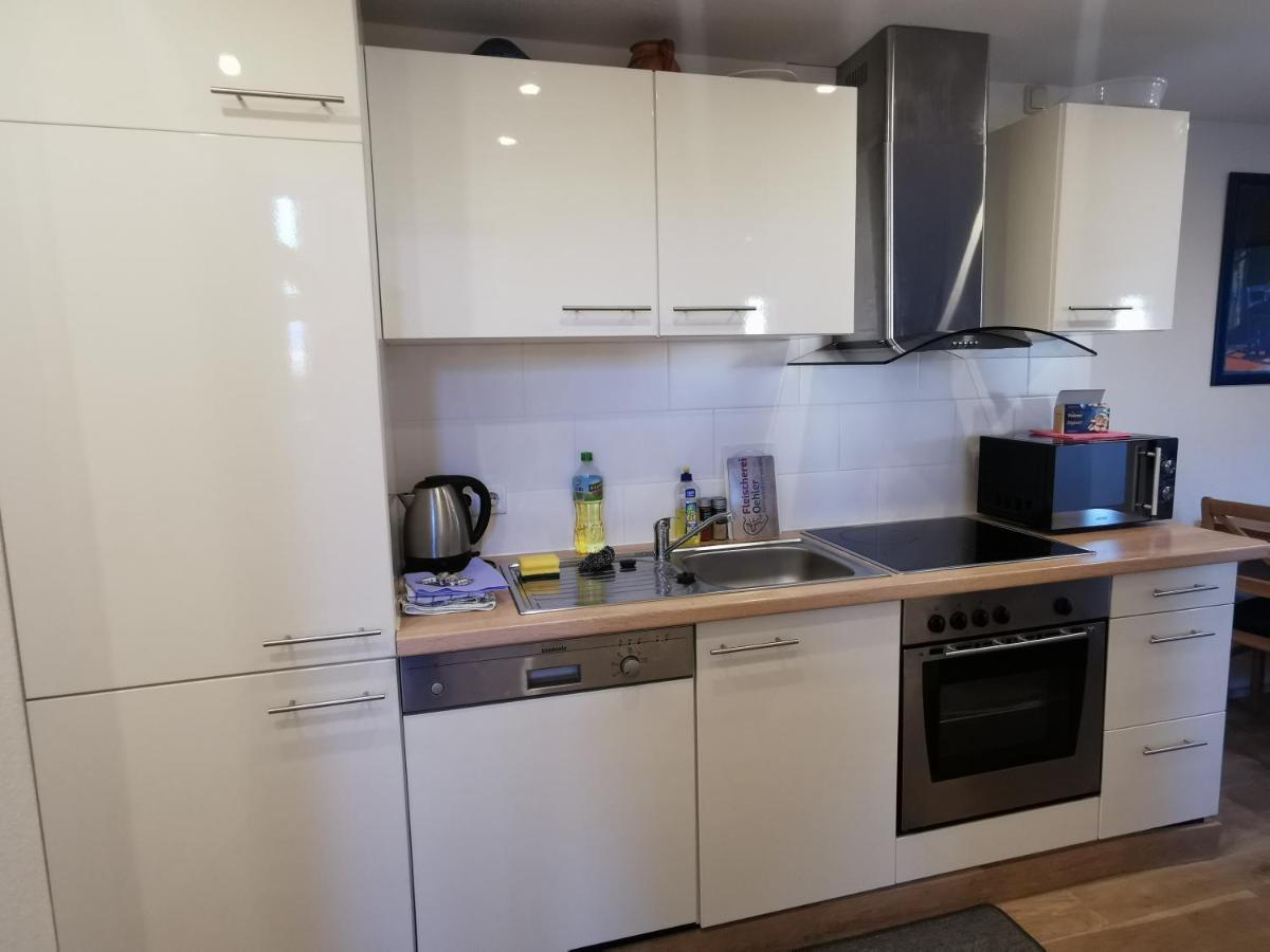 Ferienwohnung Und Pension Guertler Werdau Bagian luar foto