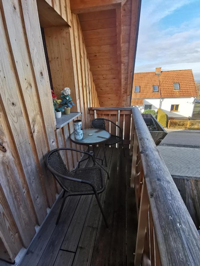 Ferienwohnung Und Pension Guertler Werdau Bagian luar foto